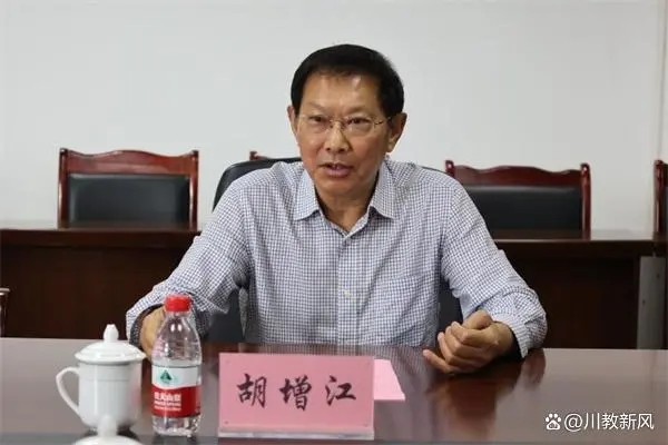 谈球吧app下载